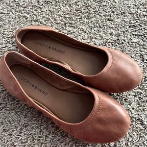 Lucky Brand Sz 8.5 flats